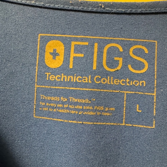 Royal Blue Casma Three-Pocket Scrub Top Large - Picture 2 of 3